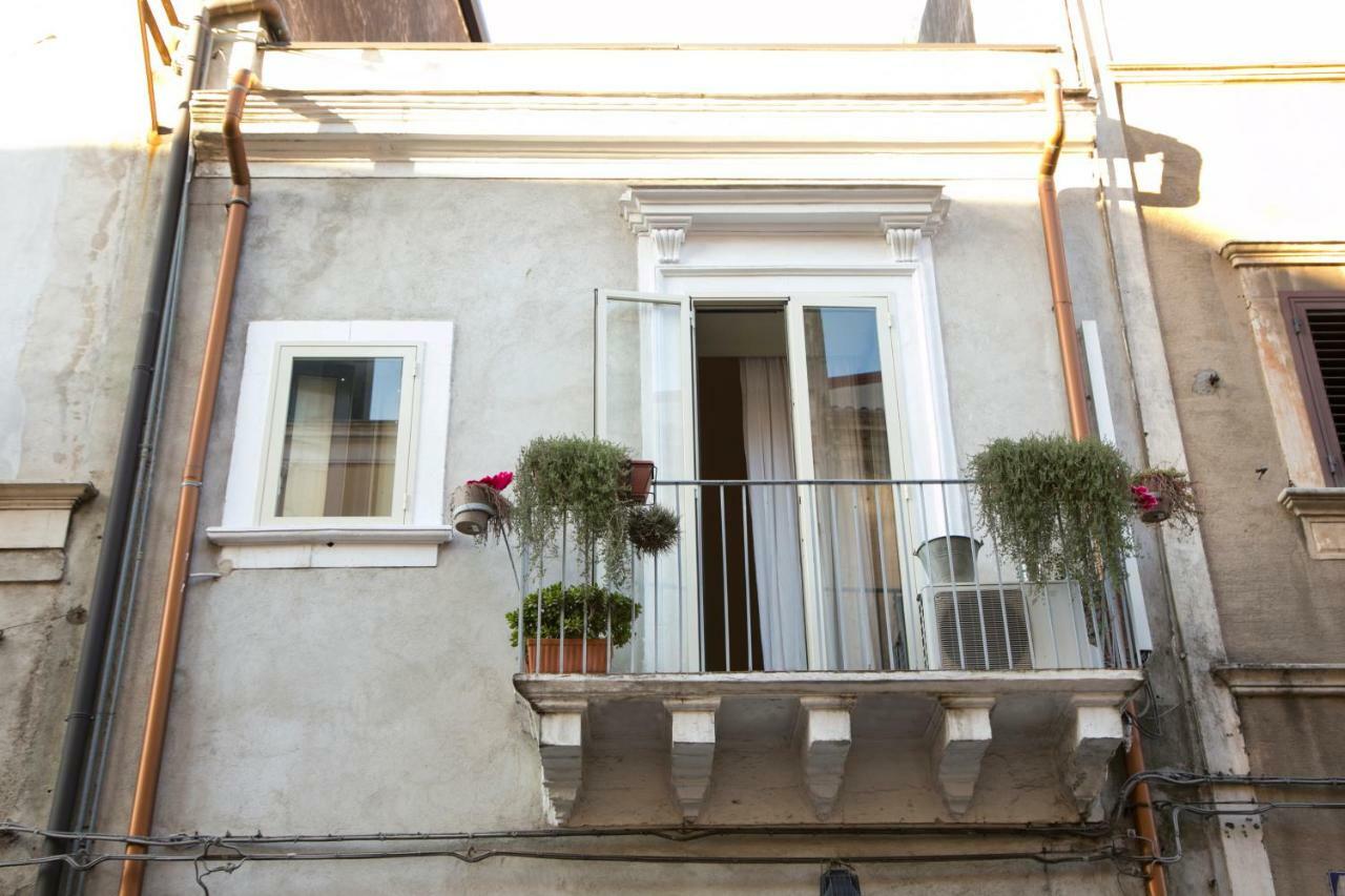 Suittom Apartment Catania Luaran gambar